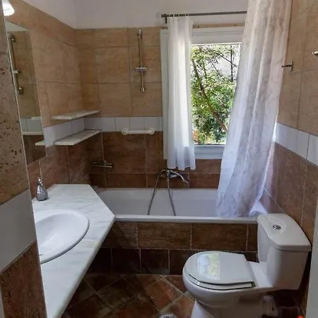 Eleonas Homes דירה גאוביה