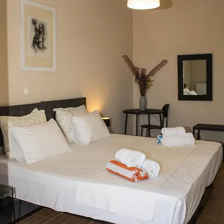 Eleonas Homes גאוביה